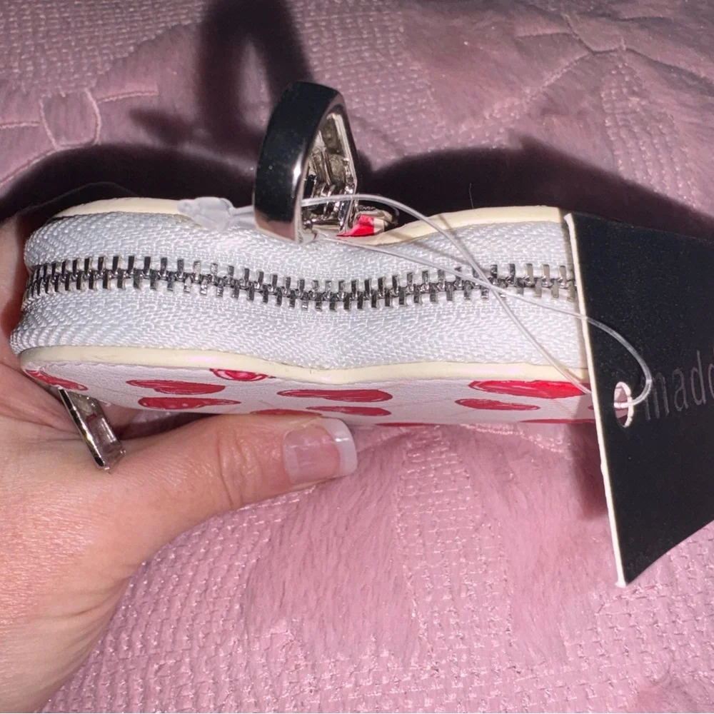 NWT Madden Girl heart shaped coin purse - Picture 3 of 5